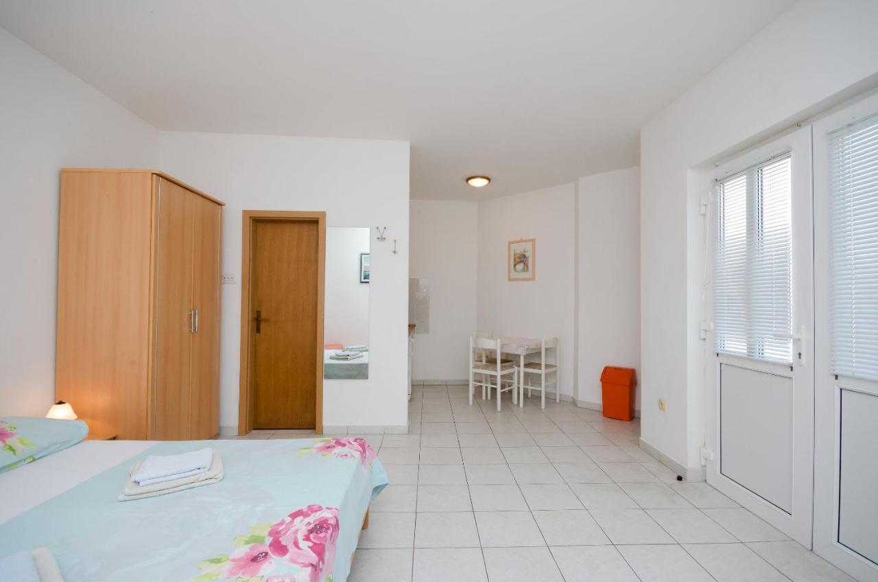 נובי ווינודולסקי Apartments Branimir מראה חיצוני תמונה