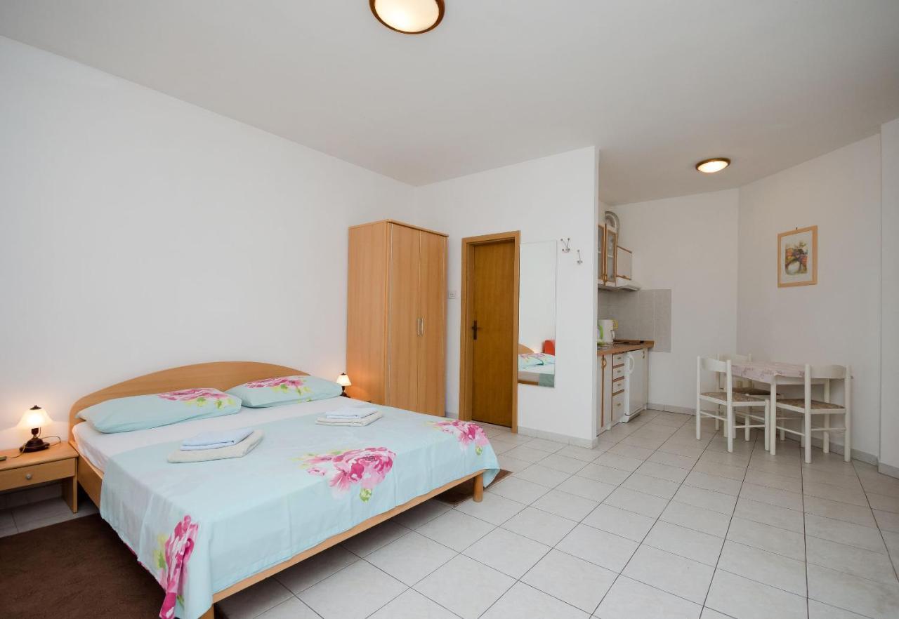 נובי ווינודולסקי Apartments Branimir מראה חיצוני תמונה