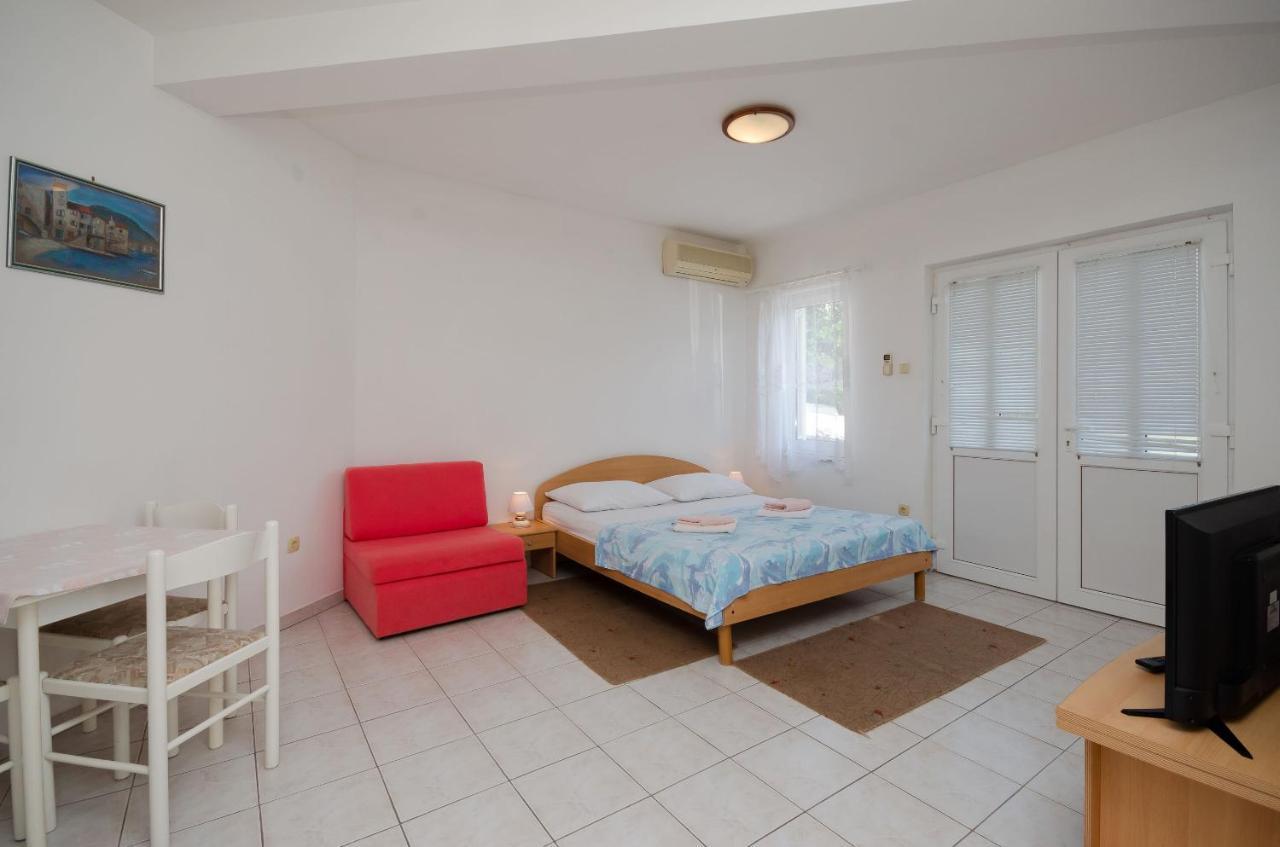 נובי ווינודולסקי Apartments Branimir מראה חיצוני תמונה