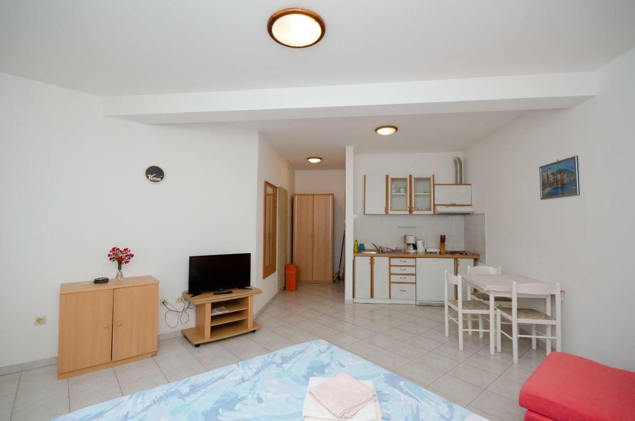 נובי ווינודולסקי Apartments Branimir מראה חיצוני תמונה