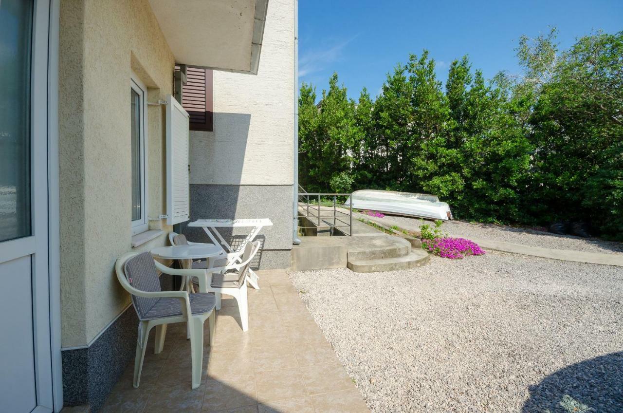 נובי ווינודולסקי Apartments Branimir מראה חיצוני תמונה